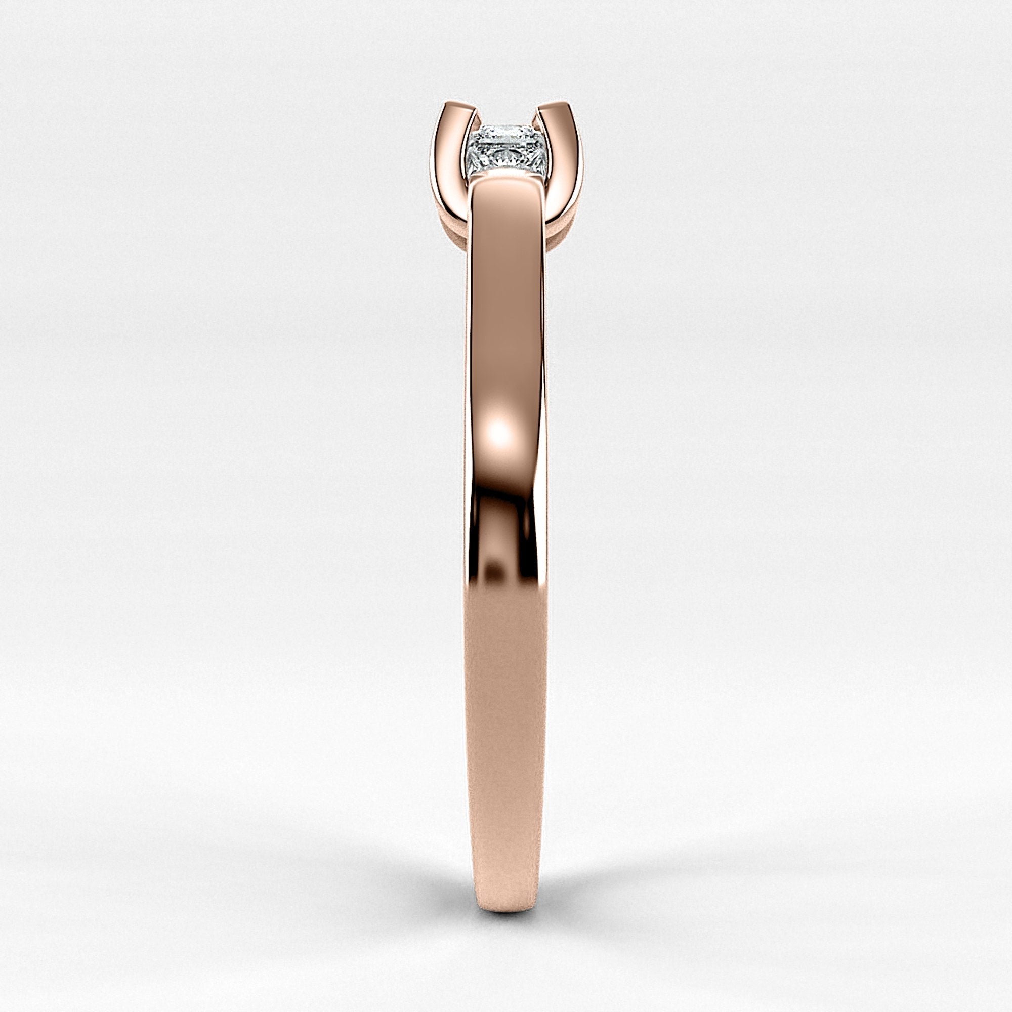Promesa Alba corte princesa en oro rosa, vista de perfil