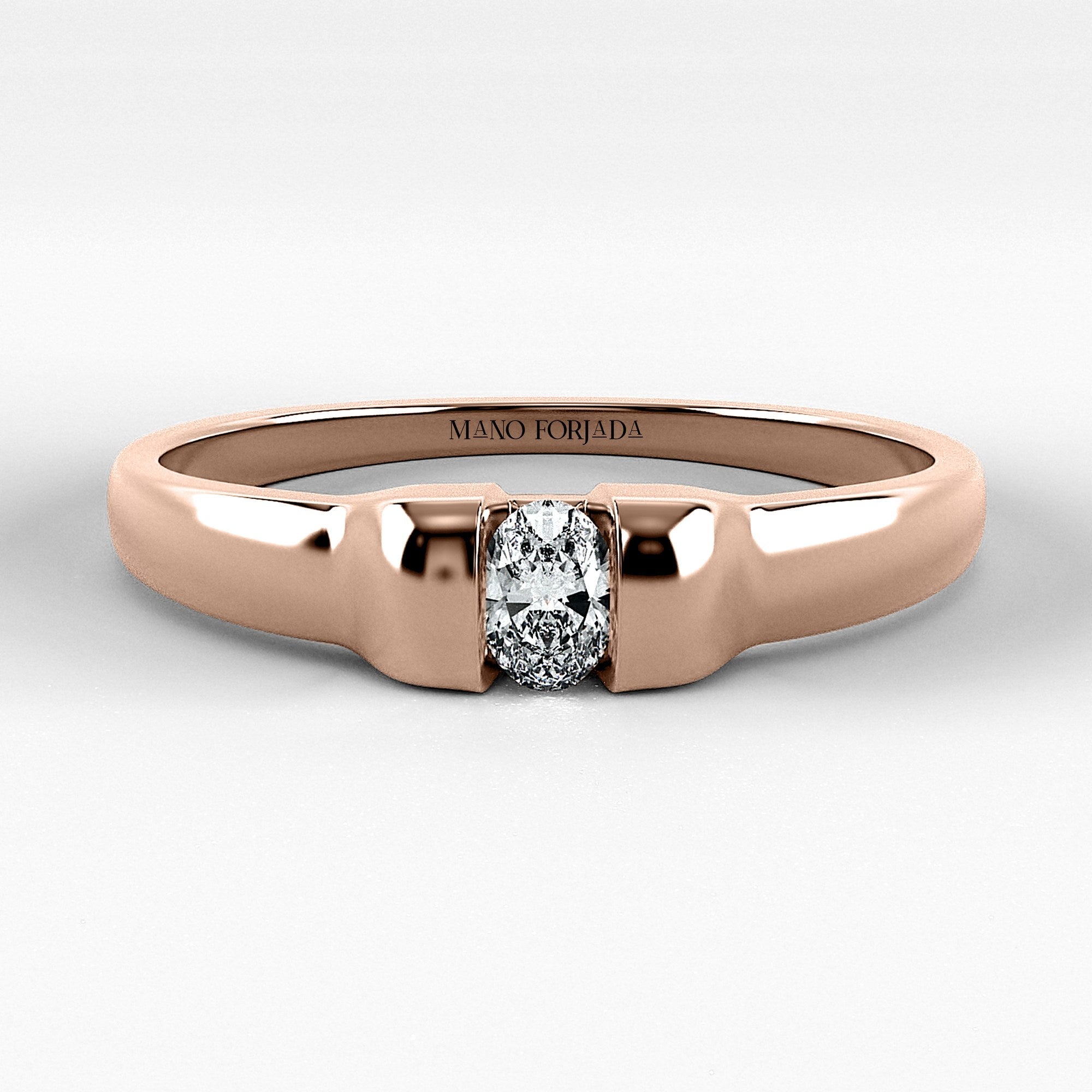 Promesa Sólido corte oval en oro rosa, vista frontal