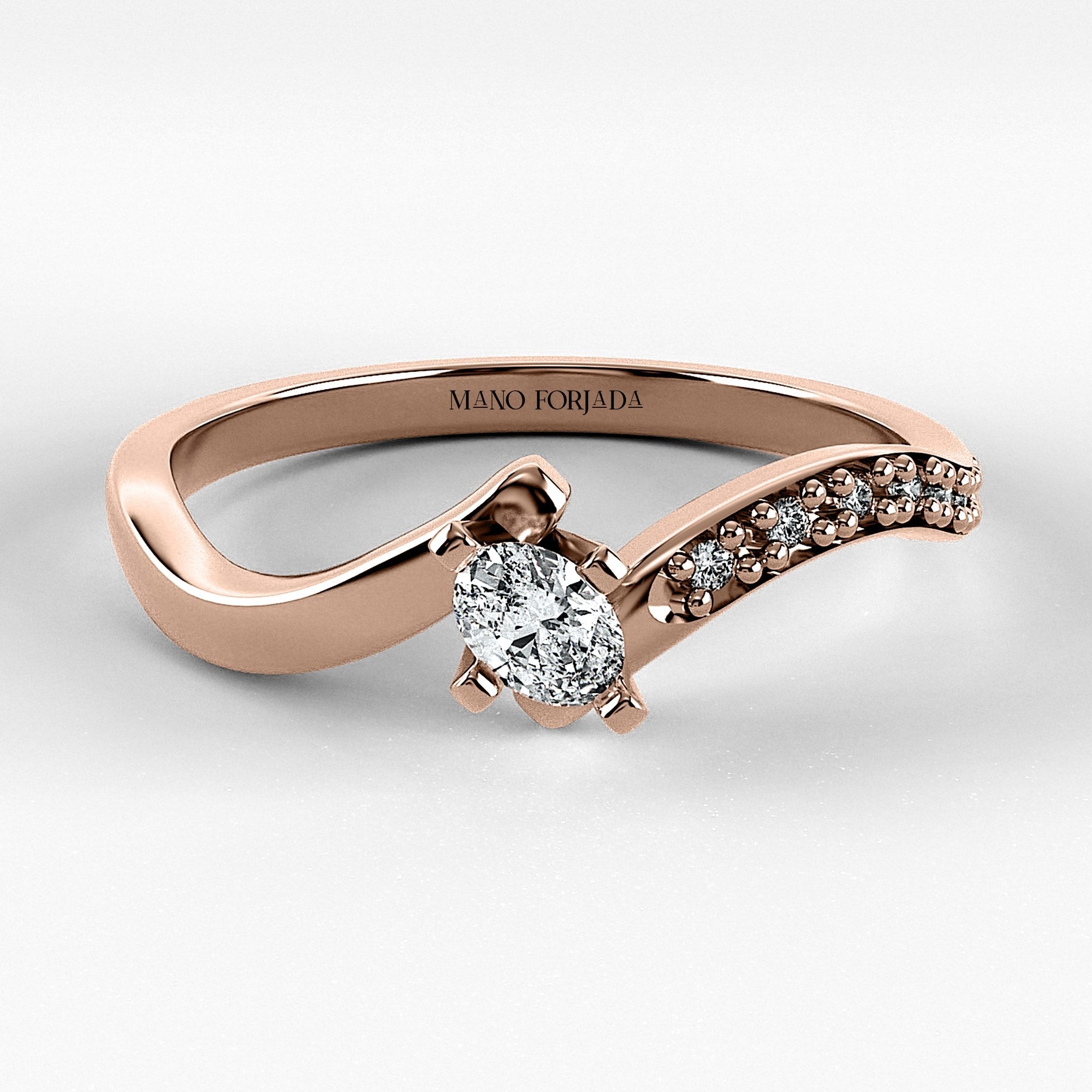 Promesa Brisa corte oval en oro rosa, vista frontal