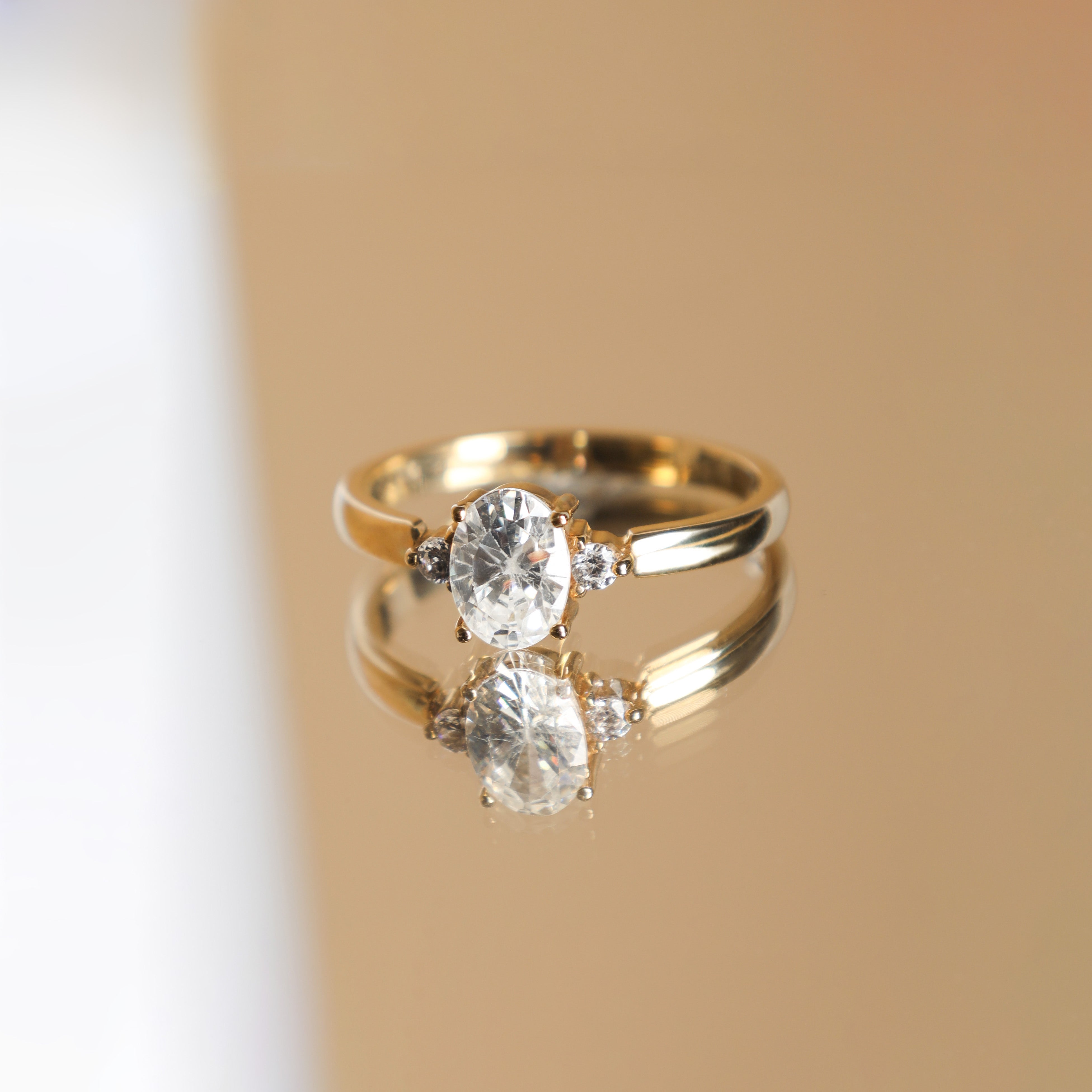 Encuentra el corte de piedra ideal para tu Anillo de Compromiso