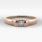 Promesa Sólido corte princesa en oro rosa, vista frontal