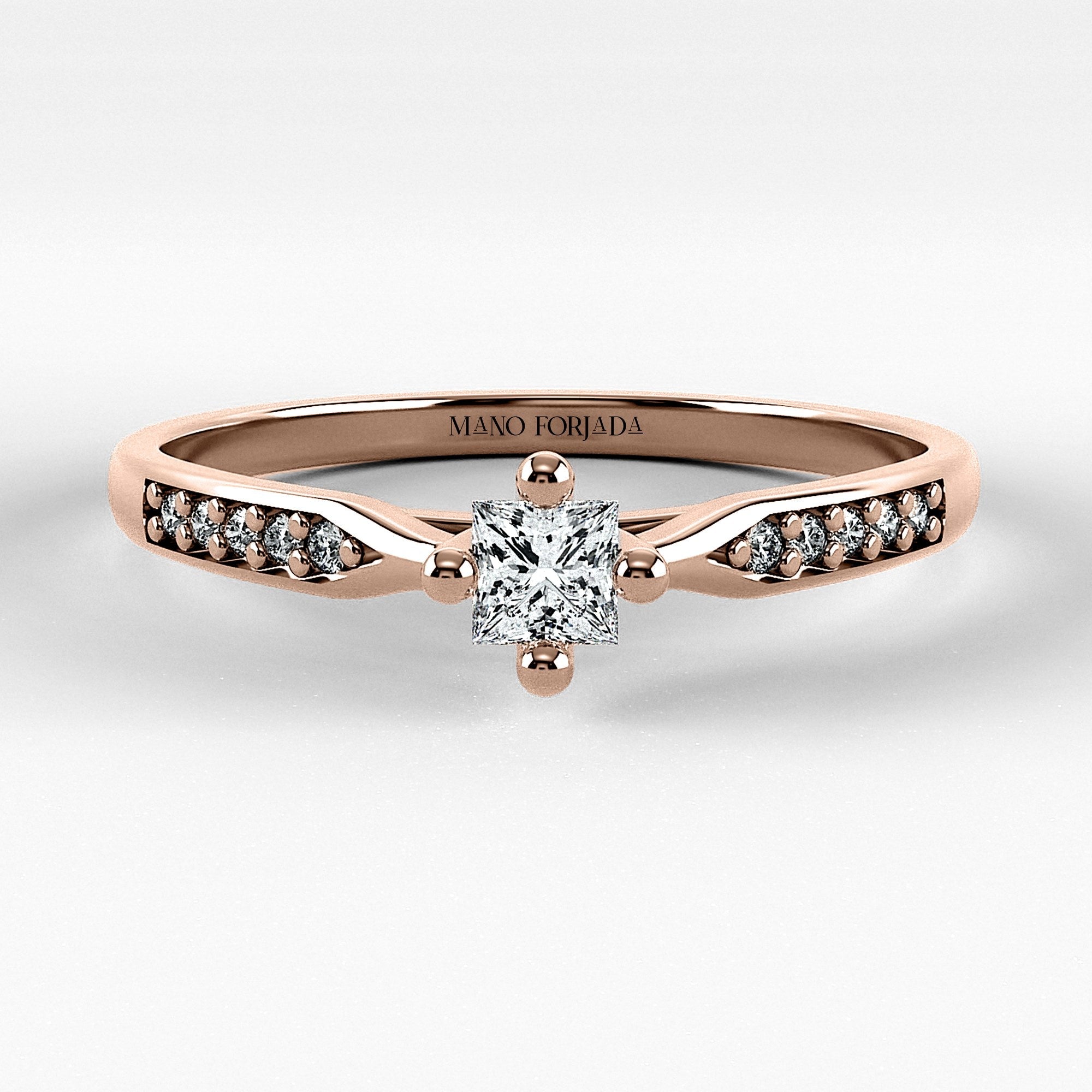 Promesa Destello corte princesa en oro rosa, vista frontal