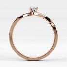 Promesa Brisa corte oval en oro rosa, vista de canto